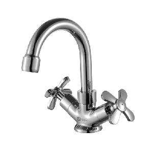 Lemark PARTNER LM6547C Смеситель для умывальника с поворотным изливом